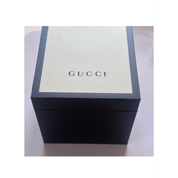 Gucci Dive Watch YA136219 45mm Gold and Black - Picture 11 of 12